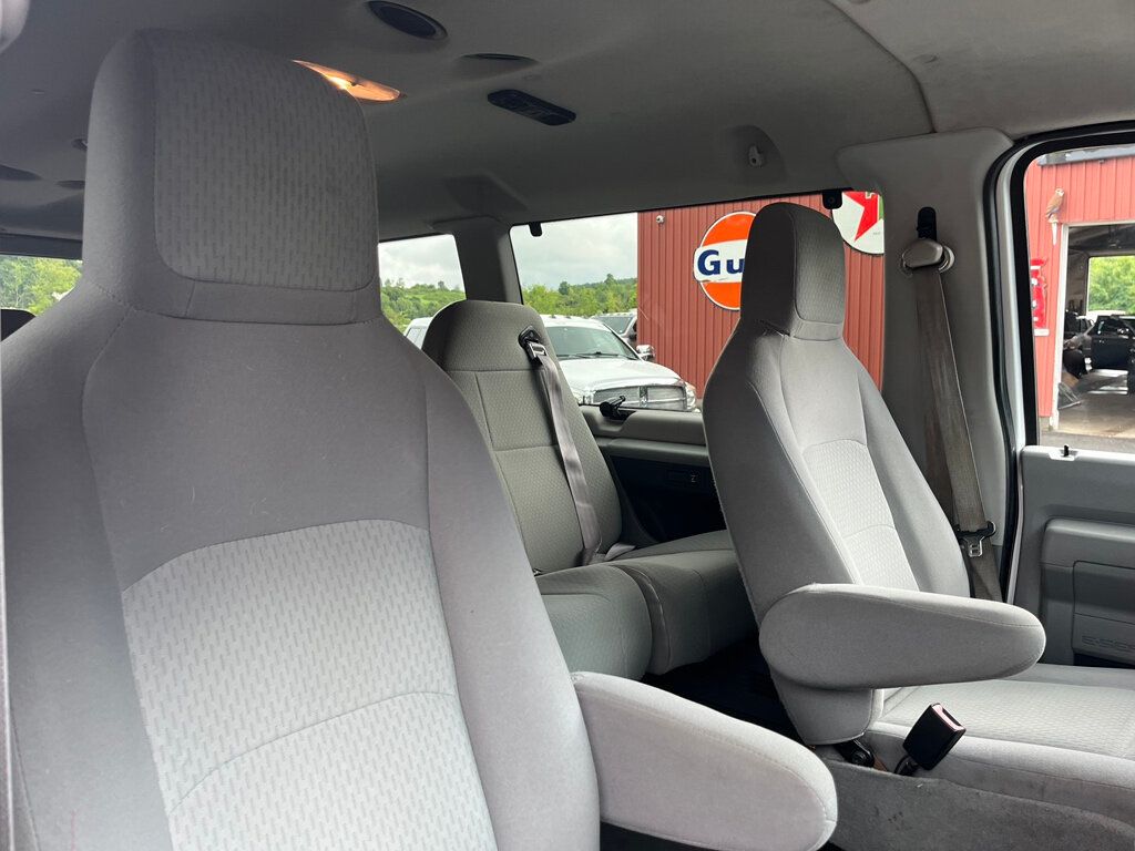 2010 Ford E-150 Passenger Van People Mover - 23042719 - 21