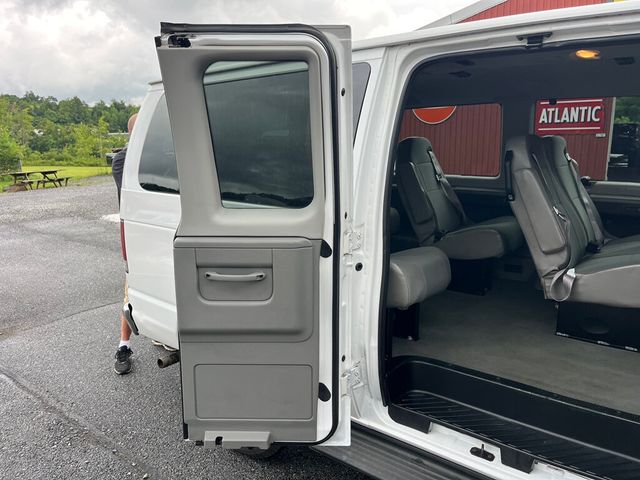 2010 Ford E-150 Passenger Van People Mover - 23042719 - 24
