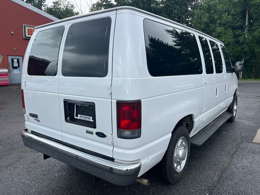 2010 Ford E-150 Passenger Van People Mover - 23042719 - 2