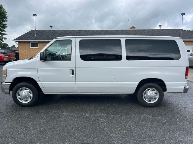 2010 Ford E-150 Passenger Van People Mover - 23042719 - 4