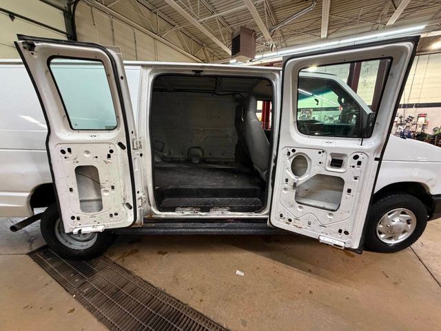 2010 Ford E-Series E 350 SD 3dr Extended Cargo Van - 22956485 - 10