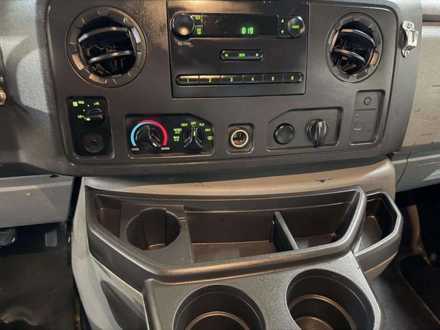 2010 Ford E-Series E 350 SD 3dr Extended Cargo Van - 22956485 - 33