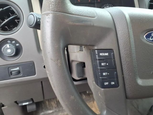 2010 Ford F150 Regular Cab XL Pickup 2D 6 1/2 ft - 22993059 - 4