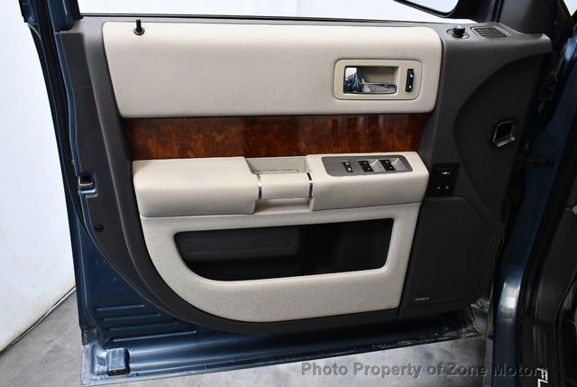 2010 Ford Flex 4dr Limited AWD - 22271661 - 44