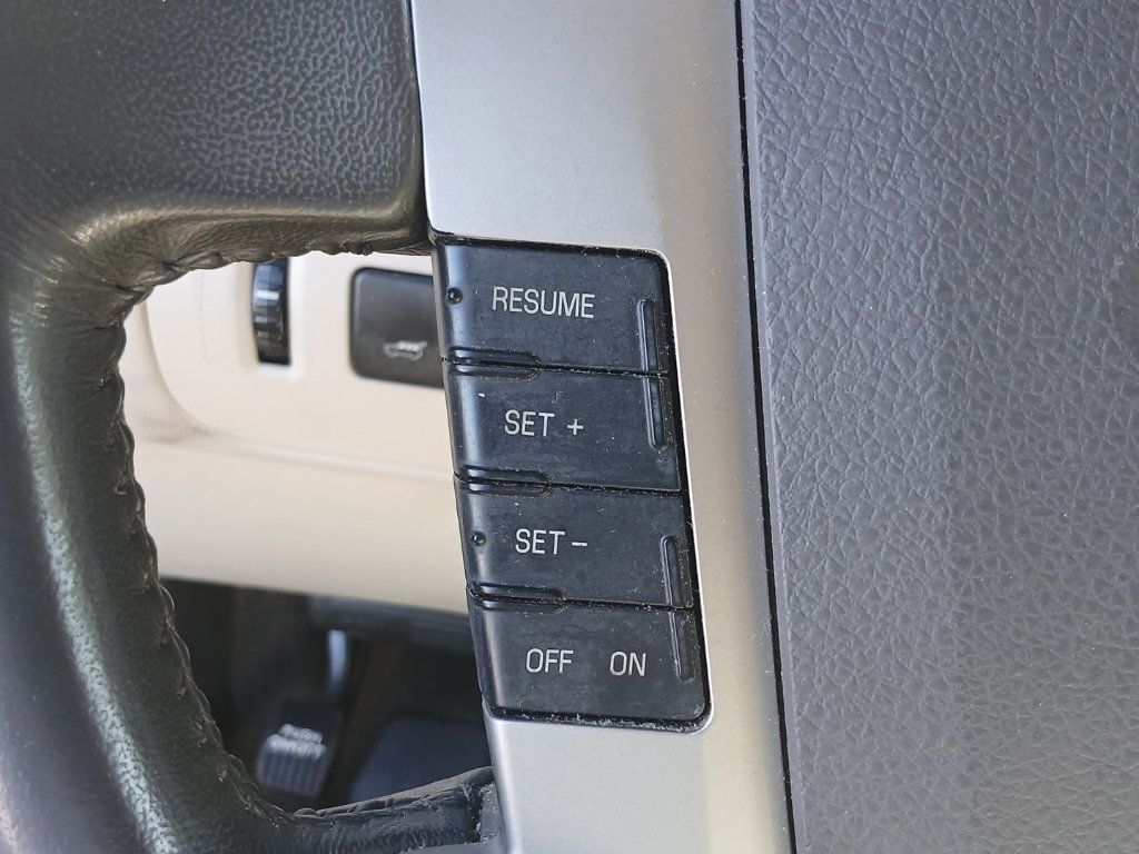 2010 Ford Flex 4dr SEL AWD - 22958591 - 5