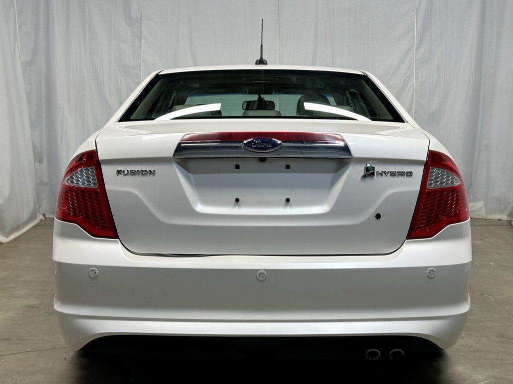2010 Ford Fusion 4dr Sedan Hybrid FWD - 23079572 - 9