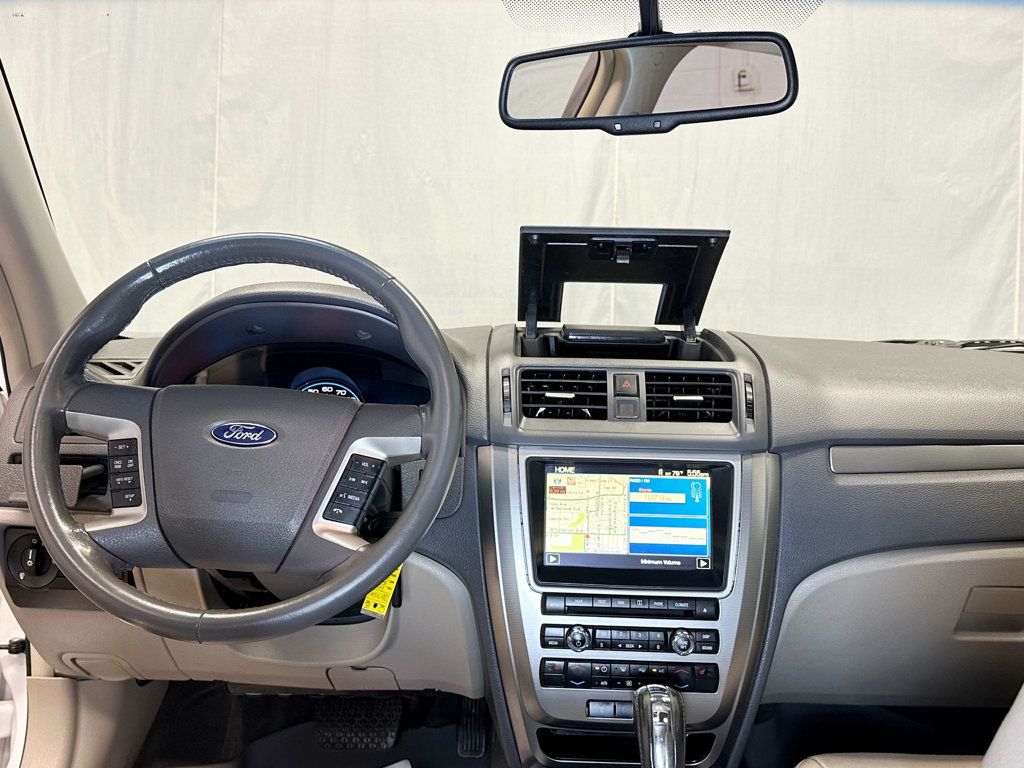 2010 Ford Fusion 4dr Sedan Hybrid FWD - 23079572 - 32