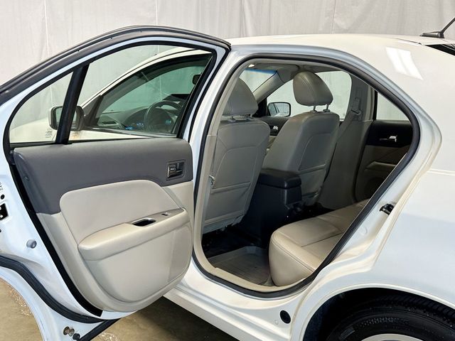 2010 Ford Fusion 4dr Sedan Hybrid FWD - 23079572 - 33