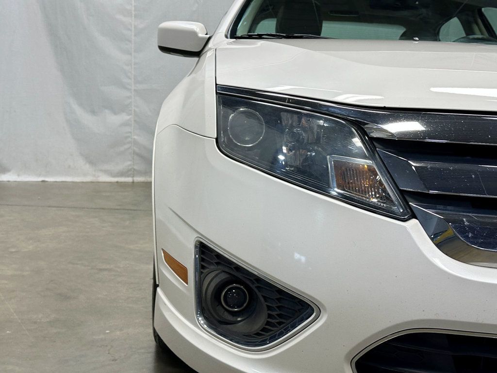 2010 Ford Fusion 4dr Sedan Hybrid FWD - 23079572 - 5