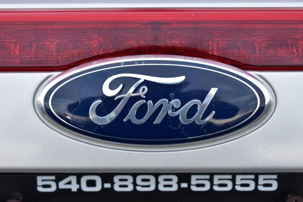 2010 Ford Fusion 4dr Sedan SE FWD - 22261784 - 42