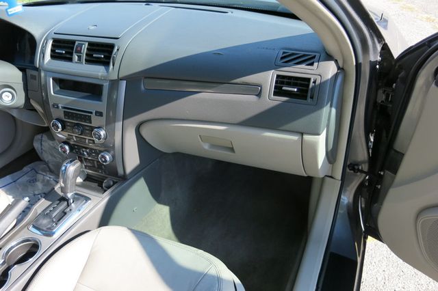 2010 Ford Fusion 4dr Sedan SEL AWD - 20882681 - 9