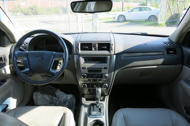 2010 Ford Fusion 4dr Sedan SEL AWD - 20882681 - 16