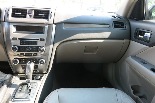 2010 Ford Fusion 4dr Sedan SEL AWD - 20882681 - 18