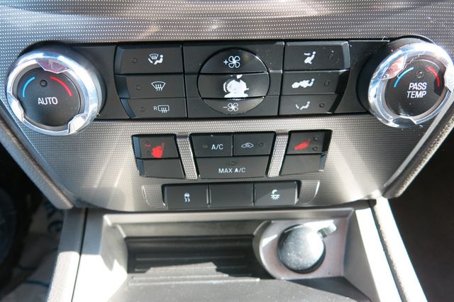 2010 Ford Fusion 4dr Sedan SEL AWD - 20882681 - 23