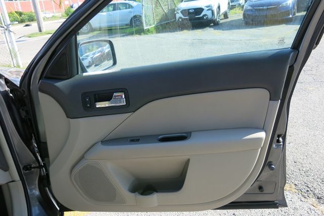 2010 Ford Fusion 4dr Sedan SEL AWD - 20882681 - 42