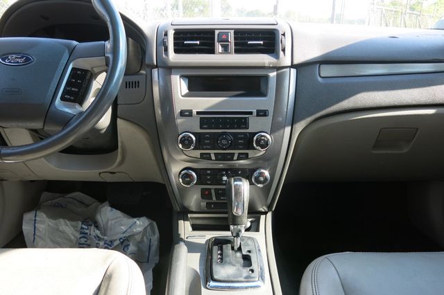 2010 Ford Fusion 4dr Sedan SEL AWD - 20882681 - 48