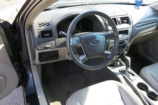 2010 Ford Fusion 4dr Sedan SEL AWD - 20882681 - 8