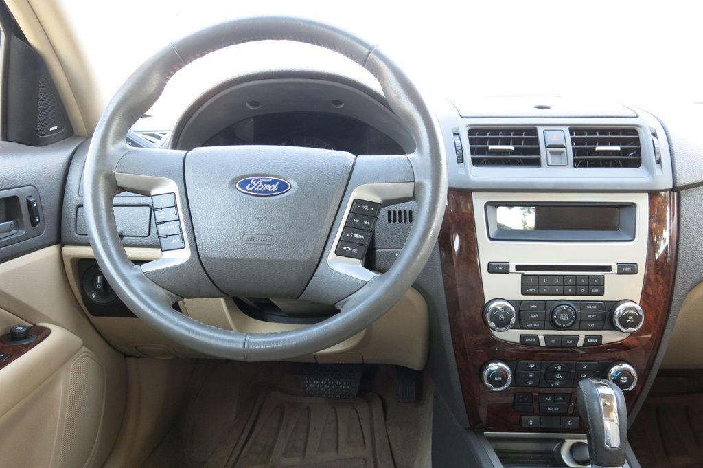 2010 Ford Fusion 4dr Sedan SEL FWD - 22927420 - 19