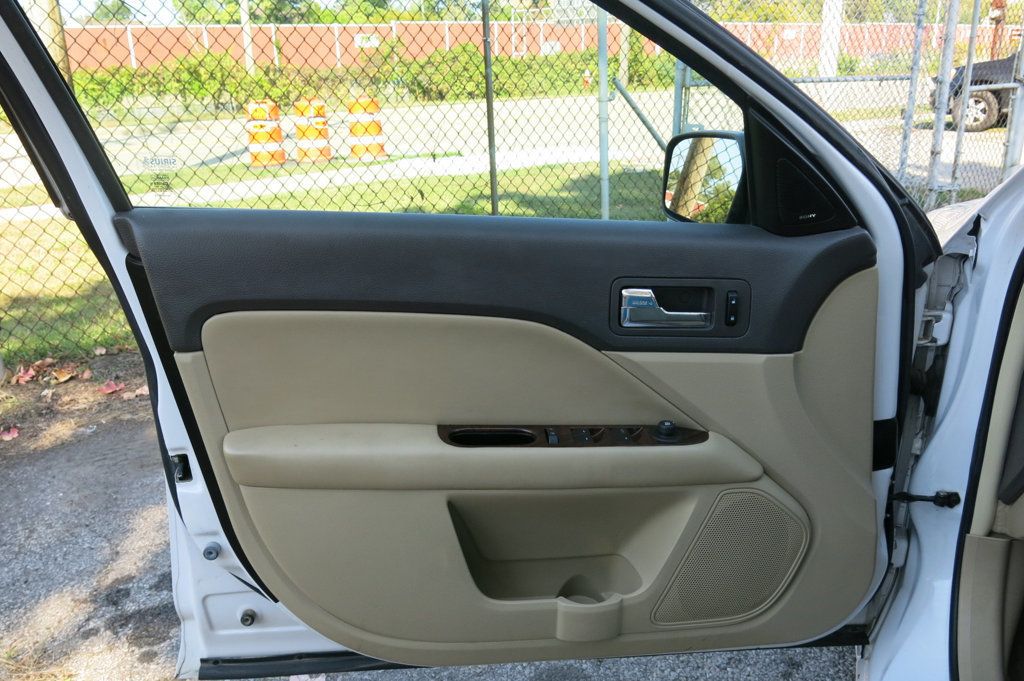 2010 Ford Fusion 4dr Sedan SEL FWD - 22927420 - 46