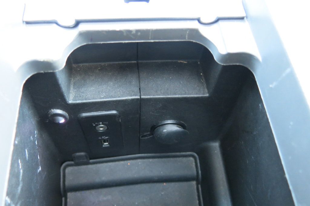 2010 Ford Fusion 4dr Sedan SEL FWD - 22927420 - 69