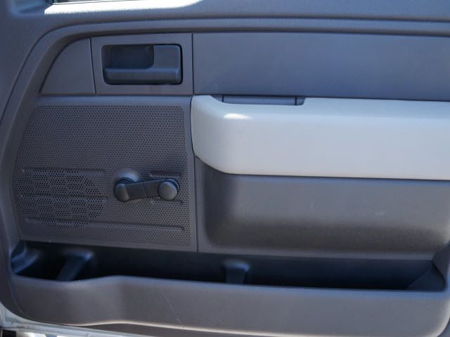 2010 Ford F-150 2WD Reg Cab 126" XL - 11951635 - 14