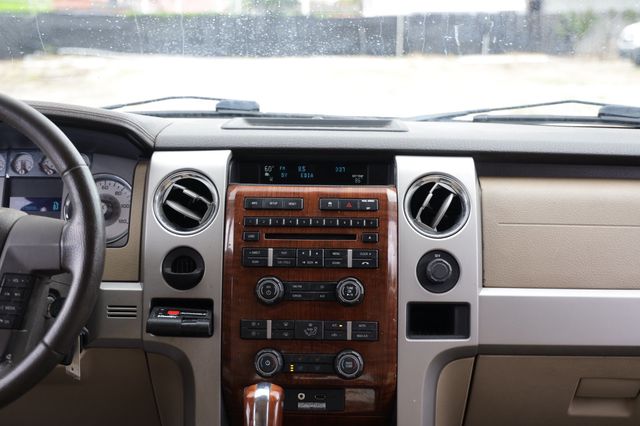 2010 Ford F-150 2WD SuperCrew 145" Lariat - 23063965 - 37