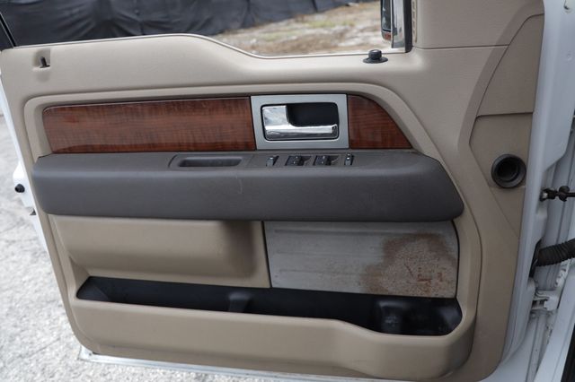 2010 Ford F-150 2WD SuperCrew 145" Lariat - 23063965 - 42
