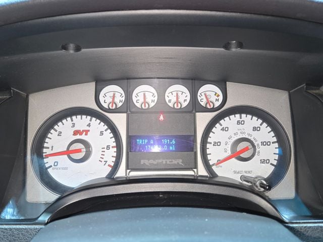 2010 Ford F-150 4WD SuperCab 133" SVT Raptor - 22974825 - 96