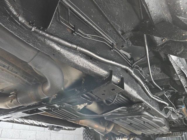 2010 Ford F-150 4WD SuperCab 133" SVT Raptor - 23006506 - 26