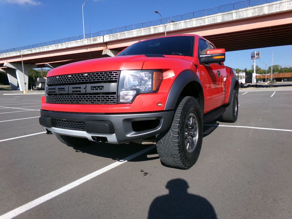 2010 Ford F-150 SVT Raptor photo 2