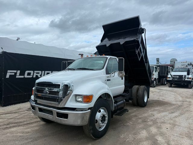 2010 Ford F-750 Dump Truck  - 23036477 - 0