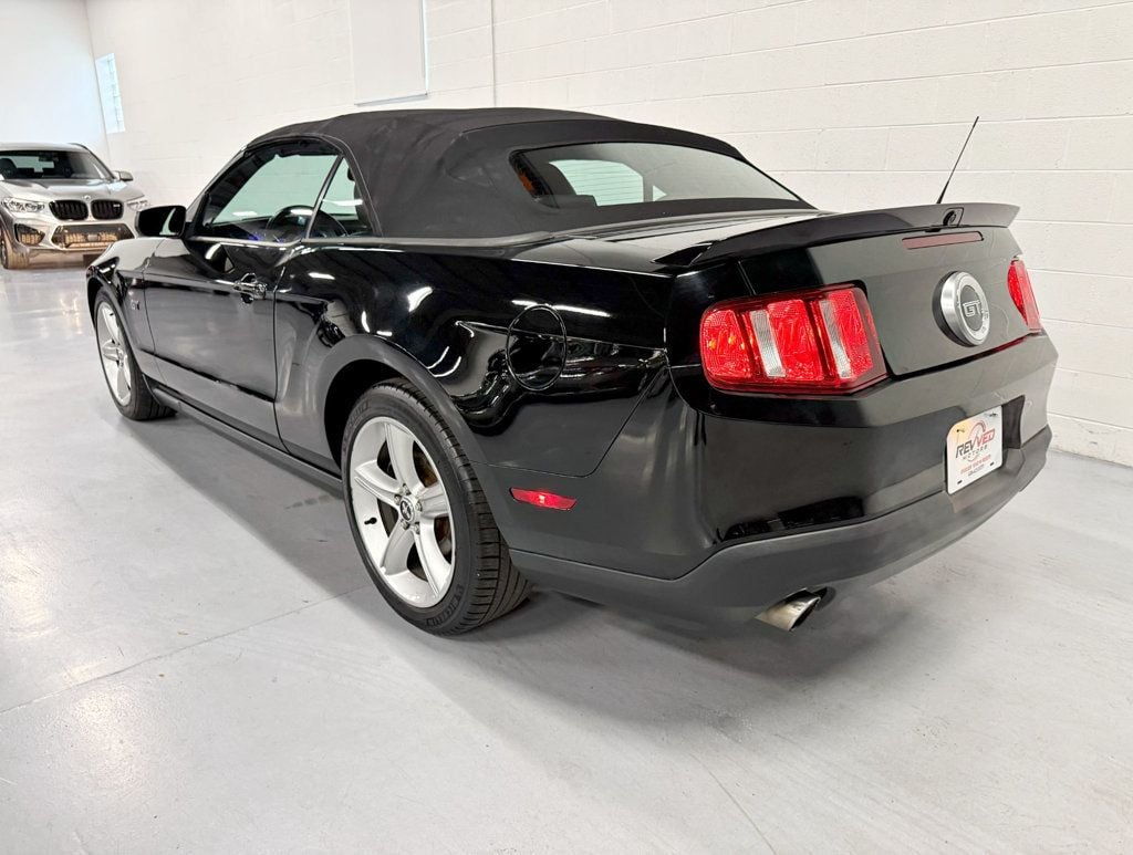 2010 Ford Mustang 2dr Convertible GT - 22668952 - 45