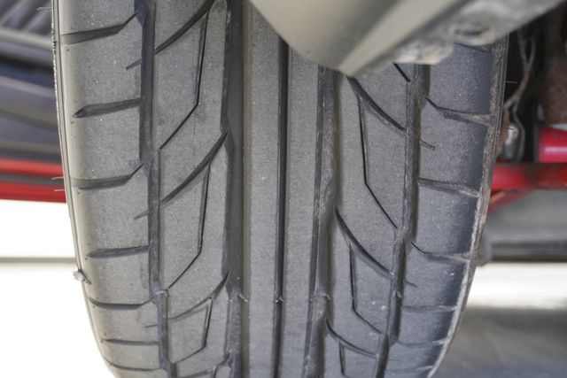 2010 Ford Mustang 2dr Coupe GT - 22978183 - 24