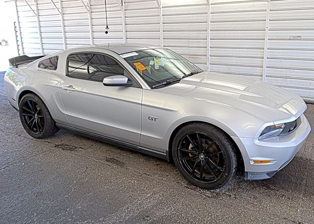 2010 Ford Mustang 2dr Coupe GT - 23046066 - 3