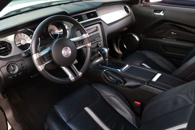 2010 Ford Mustang 2dr Coupe GT Premium - 23046066 - 5