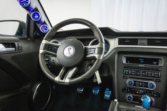 2010 Ford Mustang 2dr Coupe Shelby GT500 - 22977831 - 3