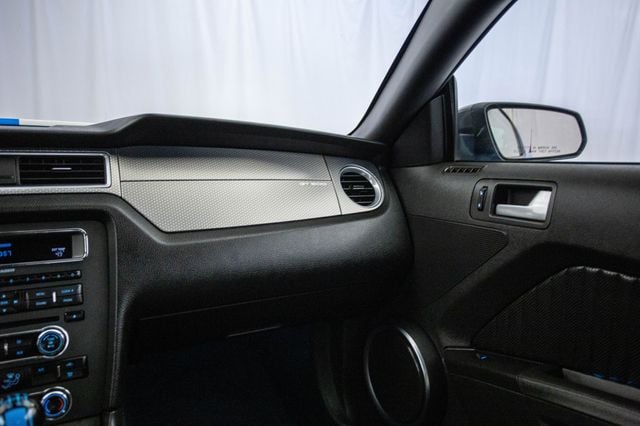 2010 Ford Mustang 2dr Coupe Shelby GT500 - 22977831 - 4