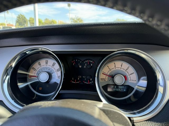 2010 Ford Mustang 2dr Coupe V6 - 23067702 - 12