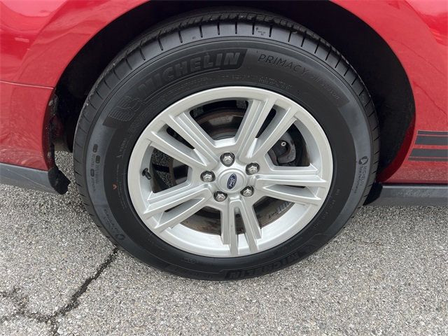 2010 Ford Mustang 2dr Coupe V6 - 22775252 - 13