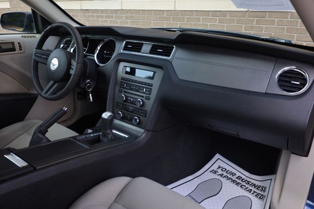 2010 Ford Mustang V6 - 23063263 - 19