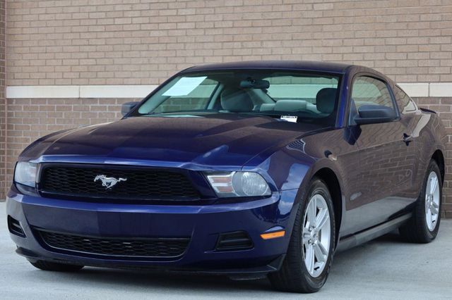 2010 Ford Mustang V6 - 23063263 - 3