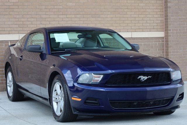 2010 Ford Mustang V6 - 23063263 - 5