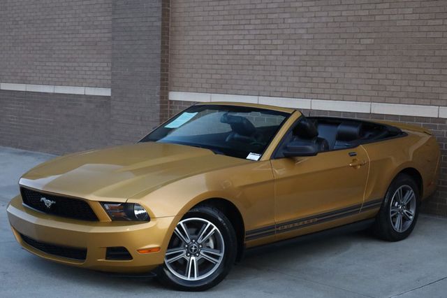2010 Ford Mustang V6 - 23065373 - 10
