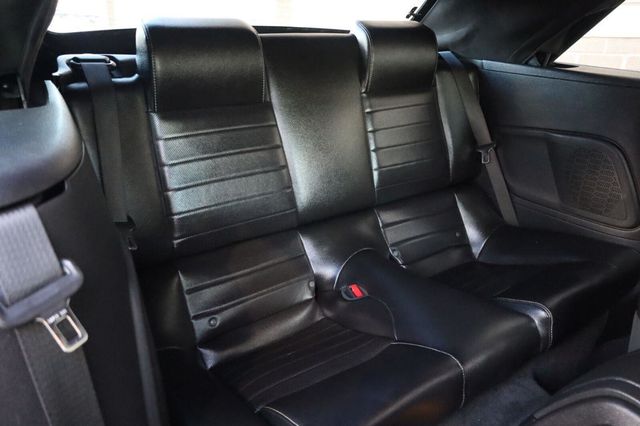 2010 Ford Mustang V6 - 23065373 - 25