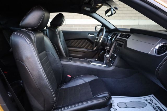 2010 Ford Mustang V6 - 23065373 - 26