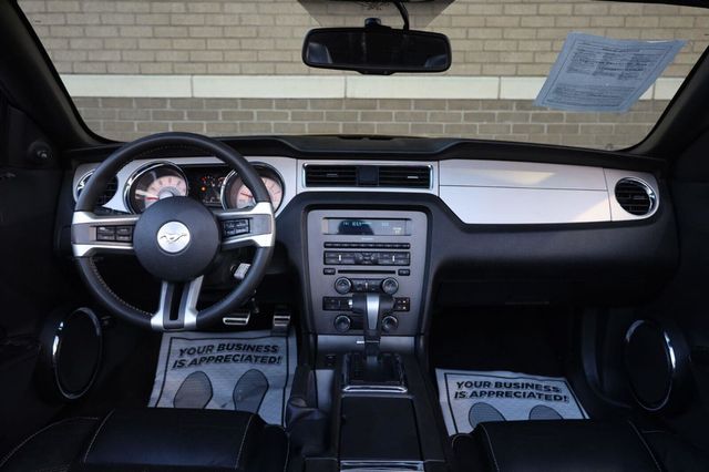 2010 Ford Mustang V6 - 23065373 - 29