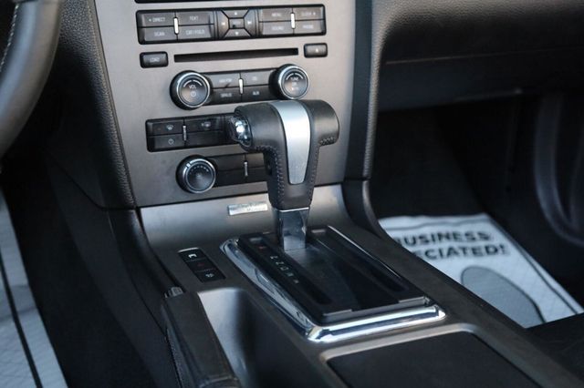 2010 Ford Mustang V6 - 23065373 - 34