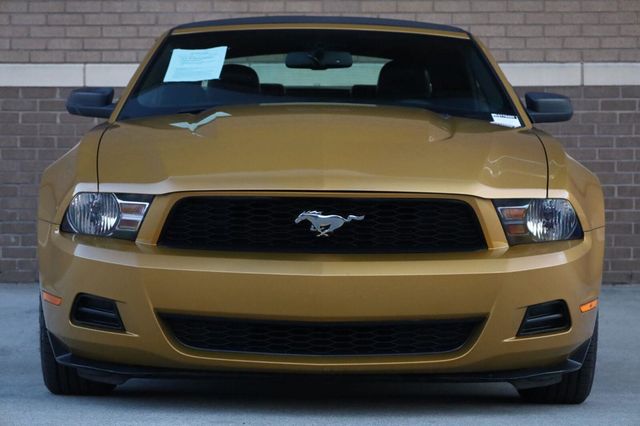 2010 Ford Mustang V6 - 23065373 - 6
