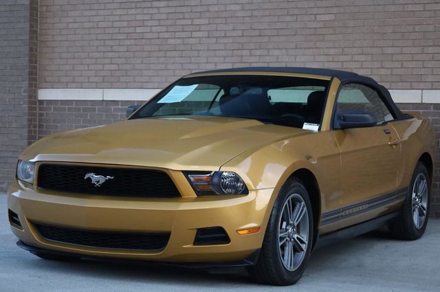 2010 Ford Mustang V6 - 23065373 - 8
