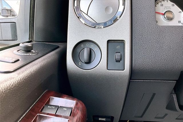 2010 Ford Super Duty F-250 SRW Lariat - 22946057 - 24